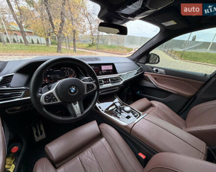 Белый БМВ X7, объемом двигателя 4.39 л и пробегом 130 тыс. км за 66000 $, фото 27 на Automoto.ua