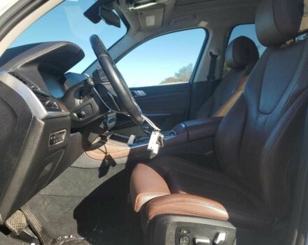 Белый БМВ X7, объемом двигателя 3 л и пробегом 96 тыс. км за 43100 $, фото 6 на Automoto.ua