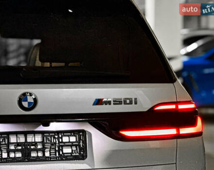 Белый БМВ X7, объемом двигателя 4.39 л и пробегом 41 тыс. км за 85500 $, фото 13 на Automoto.ua