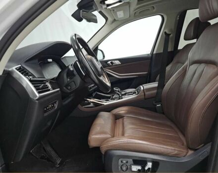 Белый БМВ X7, объемом двигателя 3 л и пробегом 124 тыс. км за 48500 $, фото 4 на Automoto.ua