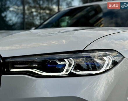 Белый БМВ X7, объемом двигателя 4.39 л и пробегом 58 тыс. км за 78999 $, фото 6 на Automoto.ua