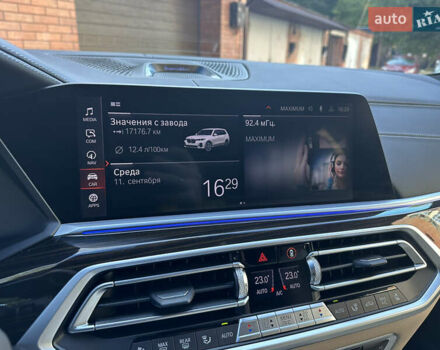 Белый БМВ X7, объемом двигателя 3 л и пробегом 17 тыс. км за 74500 $, фото 43 на Automoto.ua