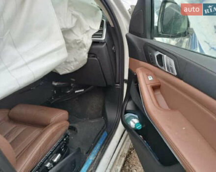 Белый БМВ X7, объемом двигателя 2.99 л и пробегом 29 тыс. км за 21500 $, фото 21 на Automoto.ua