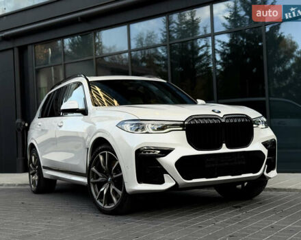 Белый БМВ X7, объемом двигателя 4.39 л и пробегом 58 тыс. км за 78999 $, фото 3 на Automoto.ua