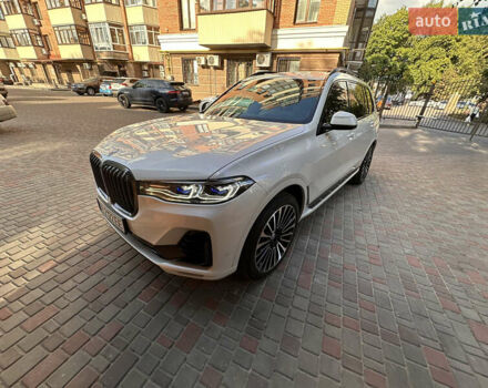 Белый БМВ X7, объемом двигателя 3 л и пробегом 17 тыс. км за 74500 $, фото 9 на Automoto.ua