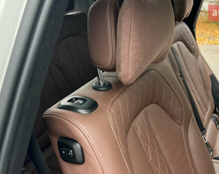 Белый БМВ X7, объемом двигателя 3 л и пробегом 82 тыс. км за 88888 $, фото 37 на Automoto.ua