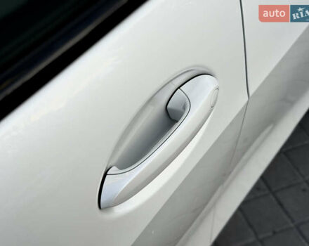 Белый БМВ X7, объемом двигателя 4.39 л и пробегом 58 тыс. км за 78999 $, фото 15 на Automoto.ua