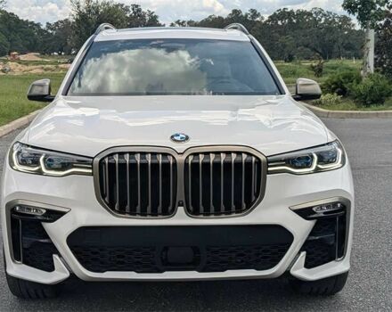Белый БМВ X7, объемом двигателя 4.4 л и пробегом 22 тыс. км за 35000 $, фото 1 на Automoto.ua