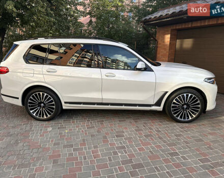 Белый БМВ X7, объемом двигателя 3 л и пробегом 17 тыс. км за 74500 $, фото 5 на Automoto.ua