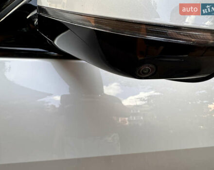 Белый БМВ X7, объемом двигателя 3 л и пробегом 17 тыс. км за 74500 $, фото 13 на Automoto.ua