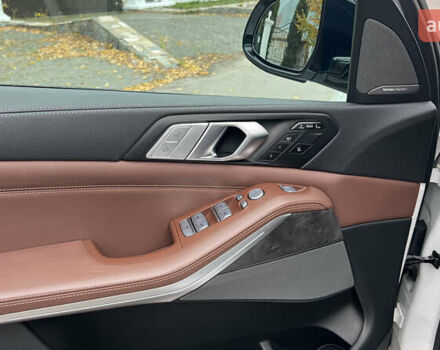 Білий БМВ X7, об'ємом двигуна 3 л та пробігом 83 тис. км за 87777 $, фото 28 на Automoto.ua