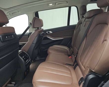Белый БМВ X7, объемом двигателя 3 л и пробегом 124 тыс. км за 48500 $, фото 6 на Automoto.ua