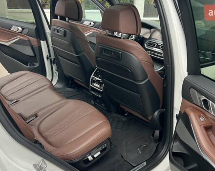 Белый БМВ X7, объемом двигателя 3 л и пробегом 82 тыс. км за 88888 $, фото 34 на Automoto.ua