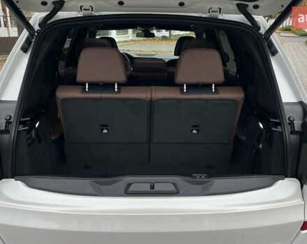 Білий БМВ X7, об'ємом двигуна 3 л та пробігом 83 тис. км за 87777 $, фото 22 на Automoto.ua