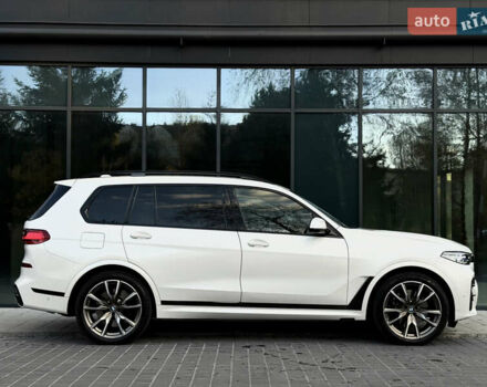 Белый БМВ X7, объемом двигателя 4.39 л и пробегом 58 тыс. км за 78999 $, фото 10 на Automoto.ua