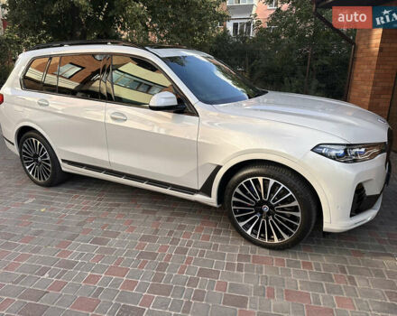 Белый БМВ X7, объемом двигателя 3 л и пробегом 17 тыс. км за 74500 $, фото 6 на Automoto.ua