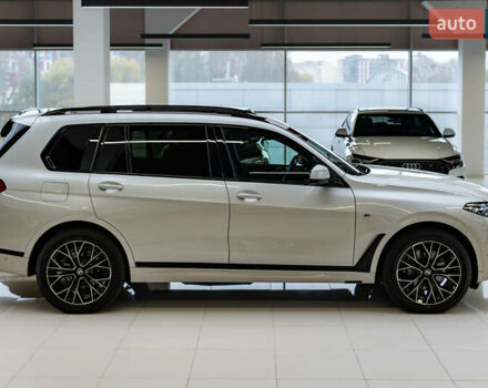 Белый БМВ X7, объемом двигателя 2.99 л и пробегом 101 тыс. км за 96676 $, фото 6 на Automoto.ua
