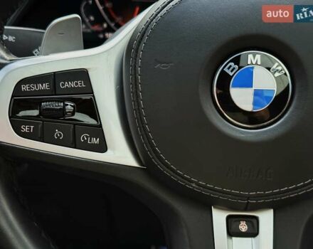 Белый БМВ X7, объемом двигателя 2.99 л и пробегом 120 тыс. км за 77999 $, фото 51 на Automoto.ua