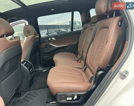 Белый БМВ X7, объемом двигателя 2.99 л и пробегом 22 тыс. км за 96800 $, фото 34 на Automoto.ua