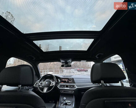 Белый БМВ X7, объемом двигателя 2.99 л и пробегом 49 тыс. км за 99900 $, фото 17 на Automoto.ua