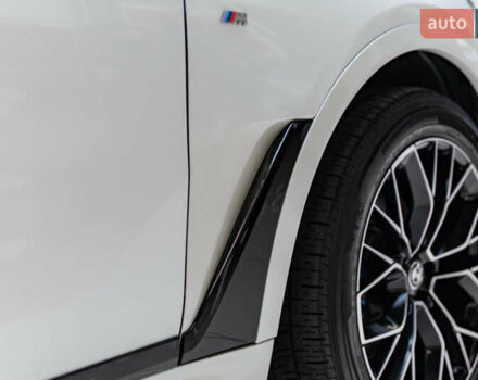 Белый БМВ X7, объемом двигателя 2.99 л и пробегом 101 тыс. км за 96676 $, фото 23 на Automoto.ua