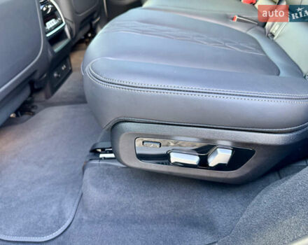 Белый БМВ X7, объемом двигателя 4.39 л и пробегом 19 тыс. км за 109999 $, фото 24 на Automoto.ua