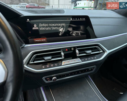 Белый БМВ X7, объемом двигателя 2.99 л и пробегом 49 тыс. км за 99900 $, фото 27 на Automoto.ua