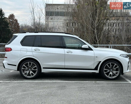 Белый БМВ X7, объемом двигателя 2.99 л и пробегом 49 тыс. км за 99900 $, фото 2 на Automoto.ua