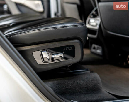 Белый БМВ X7, объемом двигателя 2.99 л и пробегом 101 тыс. км за 96676 $, фото 58 на Automoto.ua