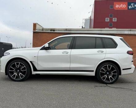 Белый БМВ X7, объемом двигателя 2.99 л и пробегом 73 тыс. км за 84900 $, фото 3 на Automoto.ua