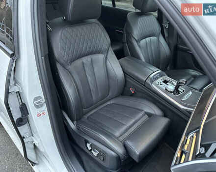 Белый БМВ X7, объемом двигателя 2.99 л и пробегом 49 тыс. км за 99900 $, фото 46 на Automoto.ua