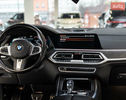 Белый БМВ X7, объемом двигателя 2.99 л и пробегом 101 тыс. км за 96676 $, фото 33 на Automoto.ua