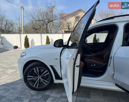 Белый БМВ X7, объемом двигателя 2.99 л и пробегом 65 тыс. км за 107500 $, фото 32 на Automoto.ua