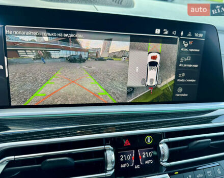 Белый БМВ X7, объемом двигателя 4.39 л и пробегом 19 тыс. км за 109999 $, фото 39 на Automoto.ua