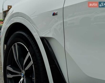 Белый БМВ X7, объемом двигателя 2.99 л и пробегом 120 тыс. км за 77999 $, фото 16 на Automoto.ua