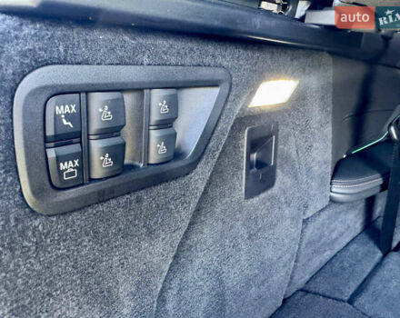 Белый БМВ X7, объемом двигателя 4.39 л и пробегом 19 тыс. км за 109999 $, фото 22 на Automoto.ua