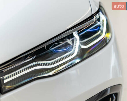 Белый БМВ X7, объемом двигателя 2.99 л и пробегом 101 тыс. км за 96676 $, фото 18 на Automoto.ua