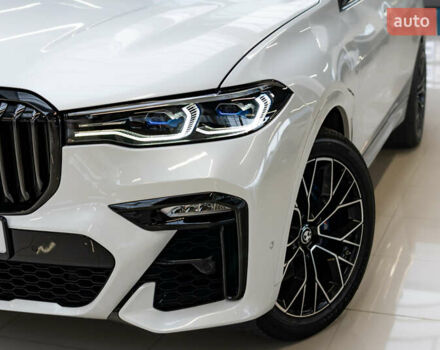 Белый БМВ X7, объемом двигателя 2.99 л и пробегом 101 тыс. км за 96676 $, фото 3 на Automoto.ua