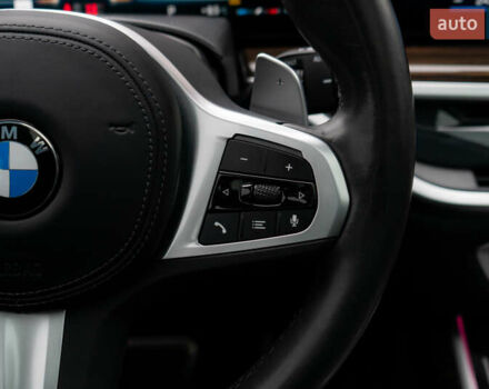 Белый БМВ X7, объемом двигателя 3 л и пробегом 75 тыс. км за 86000 $, фото 55 на Automoto.ua