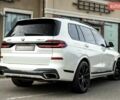 Белый БМВ X7, объемом двигателя 3 л и пробегом 75 тыс. км за 86000 $, фото 16 на Automoto.ua