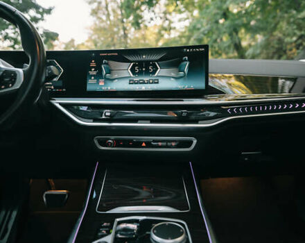 Белый БМВ X7, объемом двигателя 3 л и пробегом 73 тыс. км за 88000 $, фото 8 на Automoto.ua