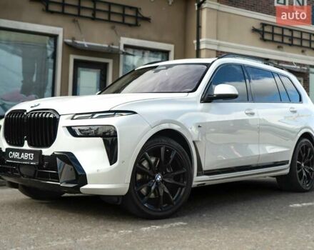 Белый БМВ X7, объемом двигателя 3 л и пробегом 75 тыс. км за 86000 $, фото 2 на Automoto.ua