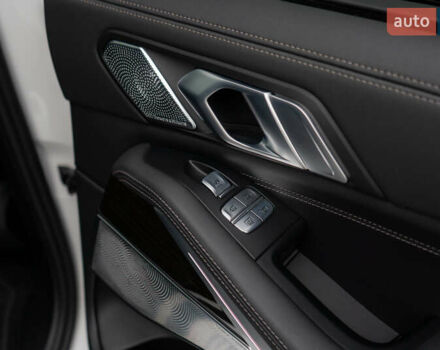 Белый БМВ X7, объемом двигателя 3 л и пробегом 75 тыс. км за 86000 $, фото 44 на Automoto.ua