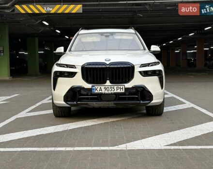 Белый БМВ X7, объемом двигателя 3 л и пробегом 73 тыс. км за 88000 $, фото 1 на Automoto.ua