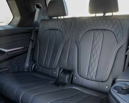 Белый БМВ X7, объемом двигателя 4.4 л и пробегом 17 тыс. км за 43000 $, фото 13 на Automoto.ua