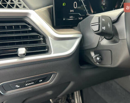 Белый БМВ X7, объемом двигателя 3 л и пробегом 115 тыс. км за 112000 $, фото 12 на Automoto.ua