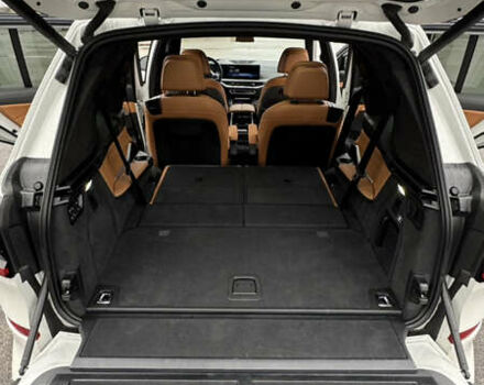 Білий БМВ X7, об'ємом двигуна 3 л та пробігом 60 тис. км за 99999 $, фото 70 на Automoto.ua