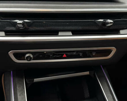 Білий БМВ X7, об'ємом двигуна 3 л та пробігом 60 тис. км за 99999 $, фото 27 на Automoto.ua