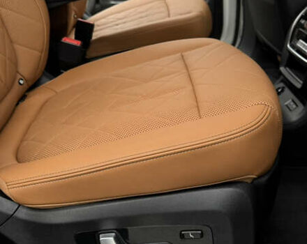 Білий БМВ X7, об'ємом двигуна 3 л та пробігом 60 тис. км за 99999 $, фото 50 на Automoto.ua