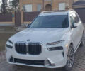 Белый БМВ X7, объемом двигателя 3 л и пробегом 68 тыс. км за 110000 $, фото 1 на Automoto.ua